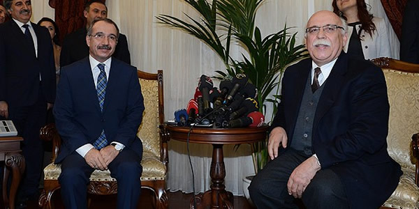 Dinçer görevini Nabi Avcı'ya devretti