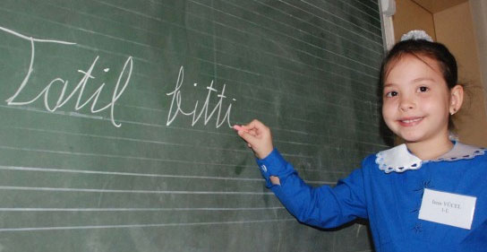 Ders Zili Yeniden Çalıyor