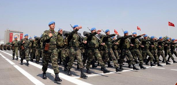 Askerlikte bir dönem resmen sona eriyor!