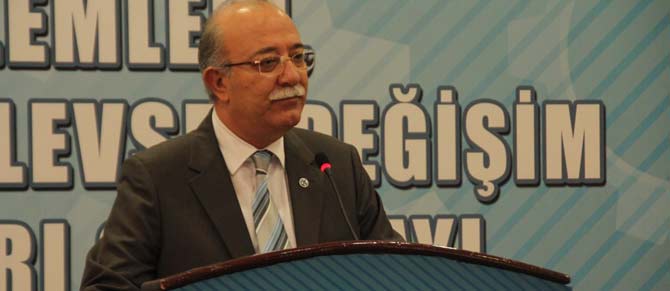 Şu anda 80 bin teknik öğretmen işsiz geziyor