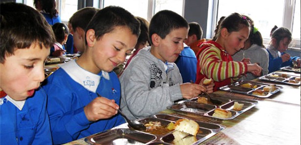 Okul sütünden sonra ev yemeği mi geliyor?