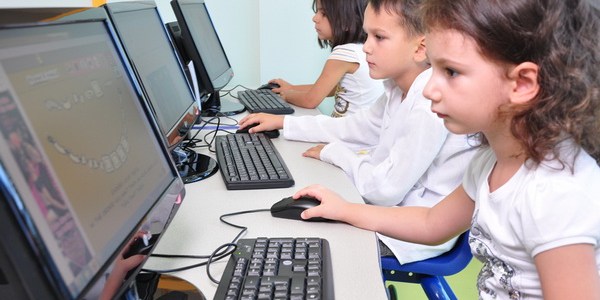 Bilişim Teknolojileri dersinde sınıflar gruplara ayrılmalıdır