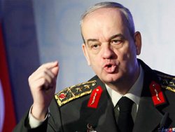 İlker Başbuğ: Türk milletinin aklıyla alay ediliyor