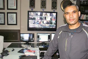 Dedektifler futbolcu ve müdür avında