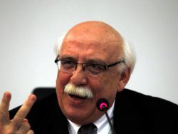 Nabi Avcı'dan protestocu öğrencilere tavsiye