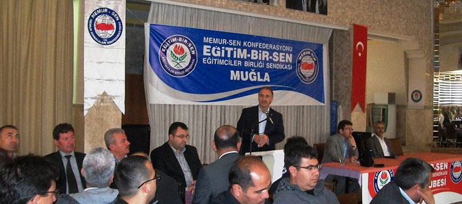 Özer: Sorunları Zamanında Çözen Bakanlık İstiyoruz