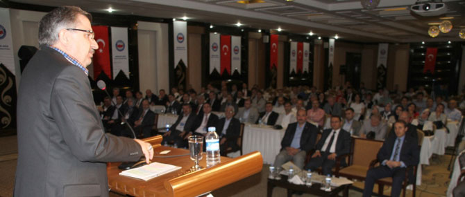 Ülkeyi Yeniden İnşa Etmek İçin Sendikacılık