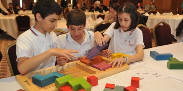 Çocuklar matematiği oyunla keşfedecek