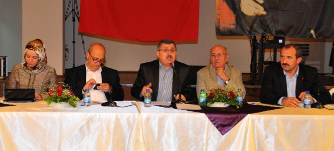 Gündoğdu: Bu Süreçte Millete Sözcülük Yapıyoruz