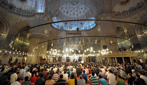 Bu Gece Berat Kandili