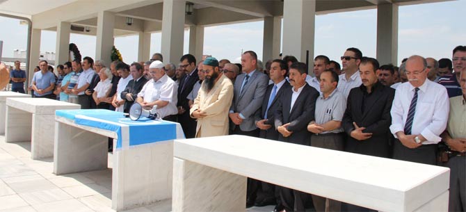 Katledilenlere Gıyabi Cenaze Namazı Kılındı