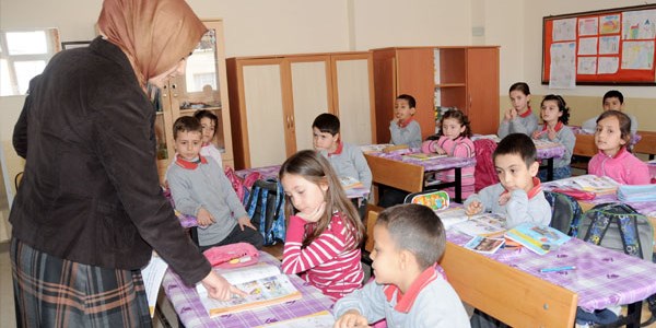 Başörtülü derse girmek kurumun huzurunu bozar mı?