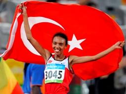 Türk atletlerden tarihi başarı