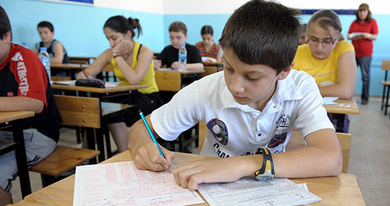 Sınav Sistemiyle Oynamak Sorunları Çözmez