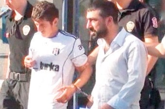 Lise öğrencisiyle esrar sevkiyatı