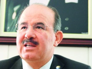 Hem din dersi hem fizik hocası