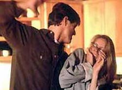 Mutsuz evlilik kadına daha çok zarar veriyor