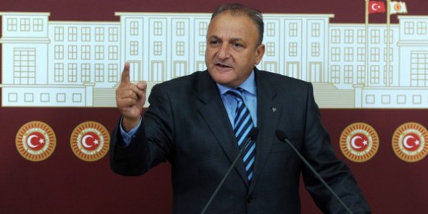 Oktay Vural'dan sınav kitapçığı iddiası