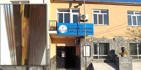 Veliler 4 öğretmeni darp etti