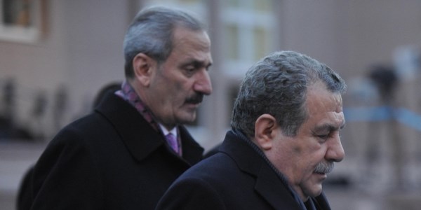 Çağlayan, Güler Ve Bayraktar istifa etti