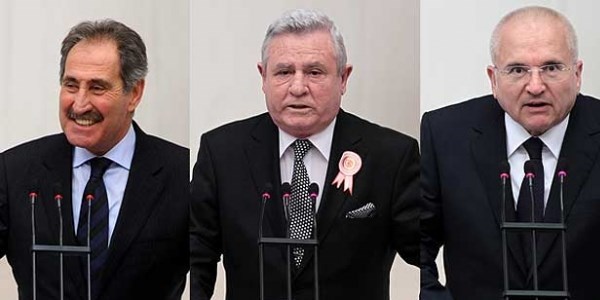 İhracı istenen 3 vekil de istifa etti
