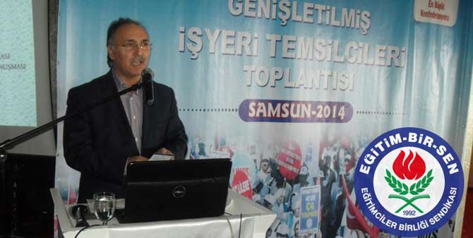 Müfredat ve Ders Kitapları Yeniden Gözden Geçirilmeli