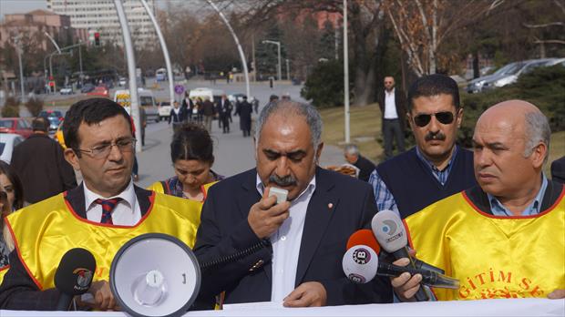 Meclis önünde MEB Yasa Taslağı protestosu