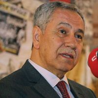 Arınç, cemaatin kuracağı partiyi açıkladı