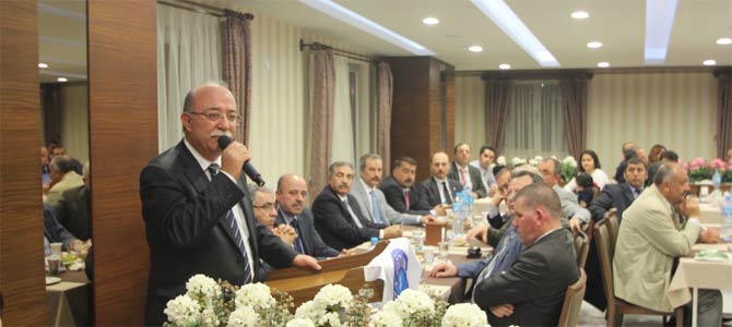 Koncuk: Hür düşünce tsunami gibidir