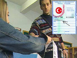 TC Kimlik No'su olmayan oy kullanamayacak