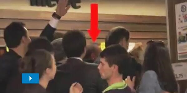 Başbakan yumruk attı mı?