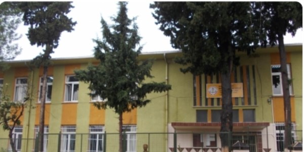 Kadın öğretmene okul müdüründen dayak iddiası