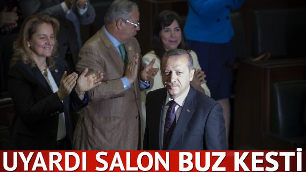 Erdoğan Uyardı, Salon Buz Kesti