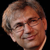 Pamuk'a fahri doktora unvanı