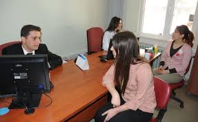 İş danışmanı kendine bile iş bulamıyor