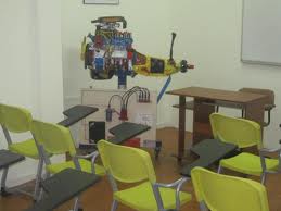 Öğretmen, sürücü kursunda çalışabilir mi?