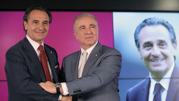 İtalyan basını: Prandelli de bırakıyor