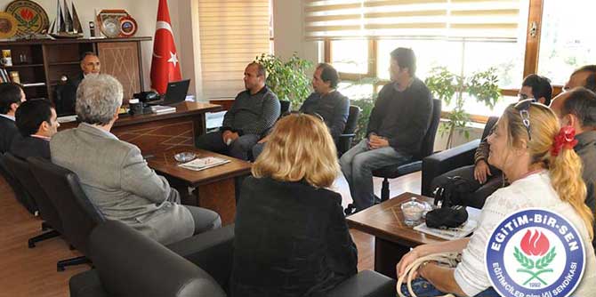 Öğretmenlikte 40 yaş sınırı kaldırılsın!