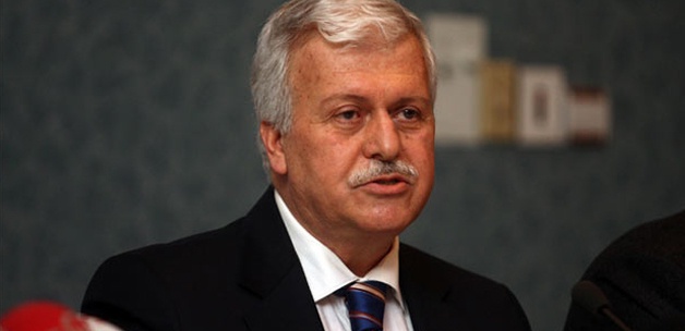 'Soruları önceden vermeyi teklif ediyorlar'