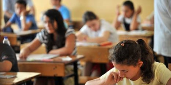 Liselerin çoğu yine dolmadı