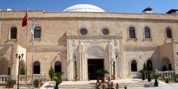 Üniversitesiteye operasyon: 20 gözaltı