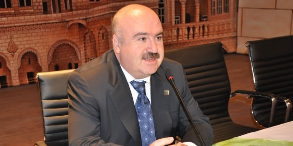 Rektör görevden alındı