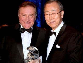 İlk kez bir Türk'e Küresel Eğitime Katkı Ödülü verildi