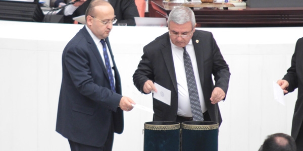 4 Bakan da, Yüce Divana sevk edilmedi