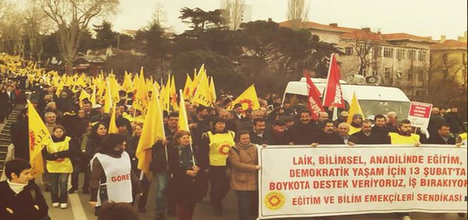 Döneme Sorunlarla Başlıyoruz