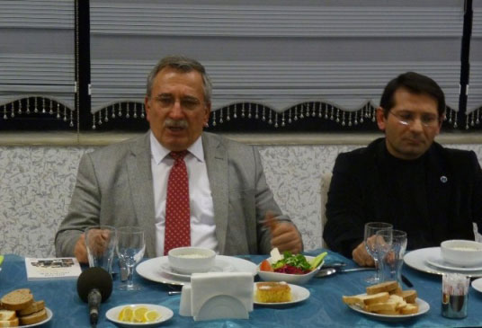 Hanefi Bostan Görevini Mustafa Kavlu'ya Devretti