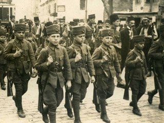 Çanakkale Savaşları heykel ve resimle canlandırıldı