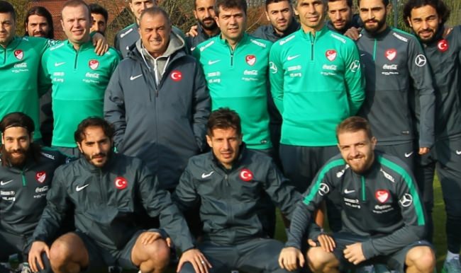 Milli Takımda Emre'ye özel ilgi