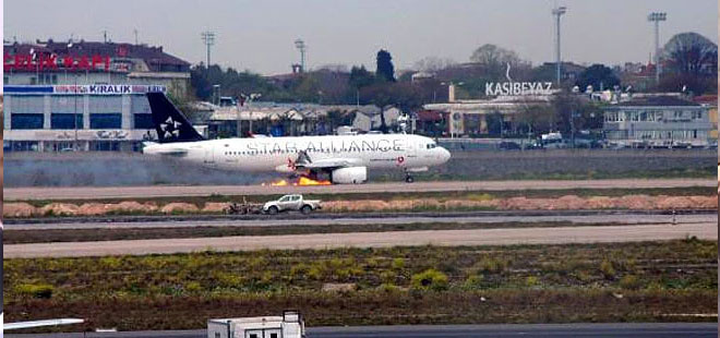 Motoru Alev Alan THY Uçağı Acil İniş Yaptı
