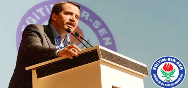 Ali Yalçın'dan Siyasetçilere Eleştiri